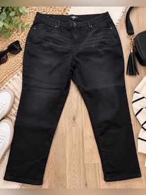 LuLaRoe Women’s Size 40 Black Straight Leg Stretch Jeans Plus Size